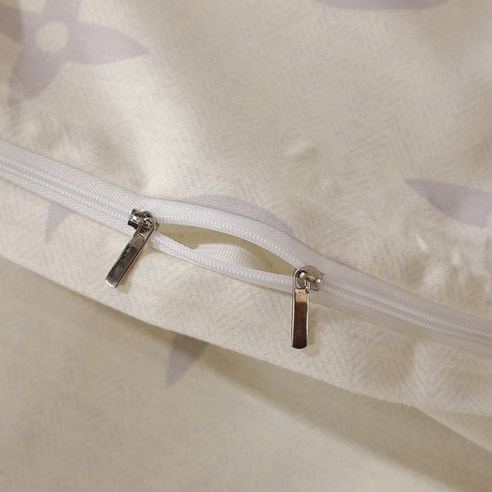 91家纺网 家纺一手货源 找家纺 晶缦 2023新款格林系列全棉活性磨毛单被套 路易熊