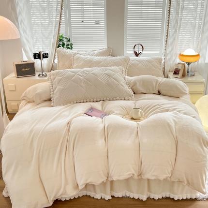 91家纺网 家纺一手货源 找家纺 禧缘家纺（原梦想家） 2024新款球球夹棉床裙式床笠牛奶绒四件套 球球-奶白