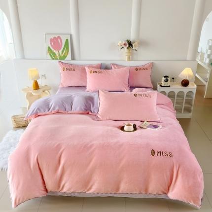 91家纺网 家纺一手货源 找家纺 眷恋 2024新款贝壳边牛奶绒刺绣四件套 恋-玫瑰粉+星黛紫