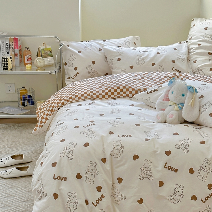 91家纺网 家纺一手货源 找家纺 宜家坊 2024新款12868全棉小清新四件套 玩偶兔