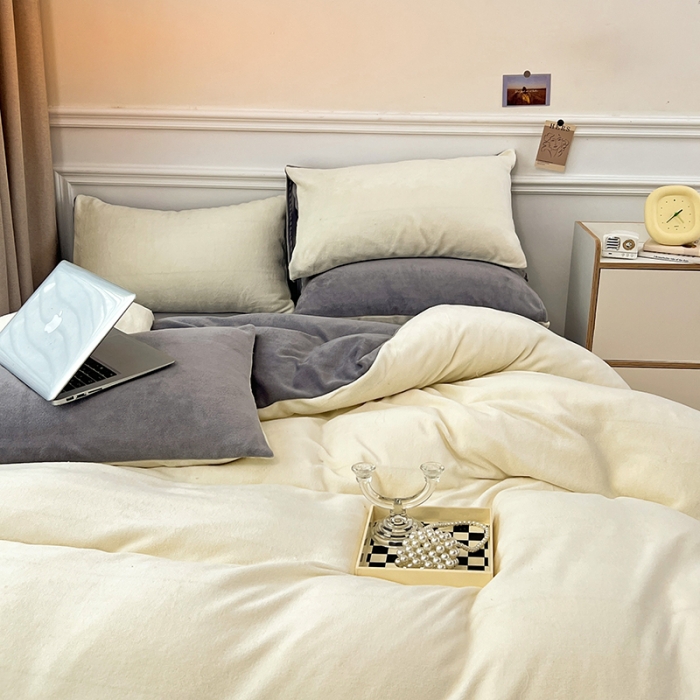 91家纺网 家纺一手货源 找家纺 宜家坊 ins风小红书博主推荐A类高克重纯色双拼牛奶绒四件套 奶白拿铁