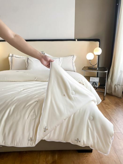 91家纺网 家纺一手货源 找家纺 新款天丝棉大提花蚕丝大豆被蚕丝二合一拉链子母被芯剪花大豆蚕丝被子 蚕丝大豆子母被