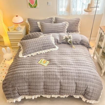 91家纺网 家纺一手货源 找家纺 （总）沐辰家居 2023新款兔兔牛奶绒花边款四件套