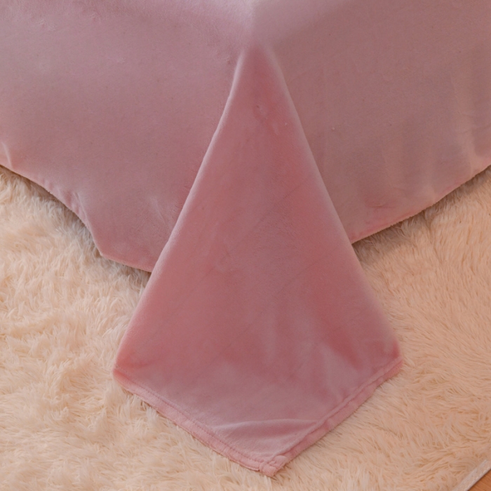 91家纺网 家纺一手货源 找家纺 2023新款无印风印花双面牛奶绒四件套 粉条纹