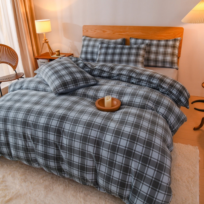 91家纺网 家纺一手货源 找家纺 2023新款无印风印花双面牛奶绒四件套 蓝黑格子