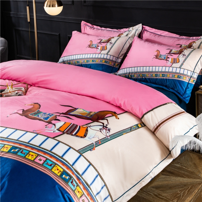 91家纺网 家纺一手货源 找家纺 宜家坊 2023新款高克重高奢云丝绒系列四件套 马德里-粉