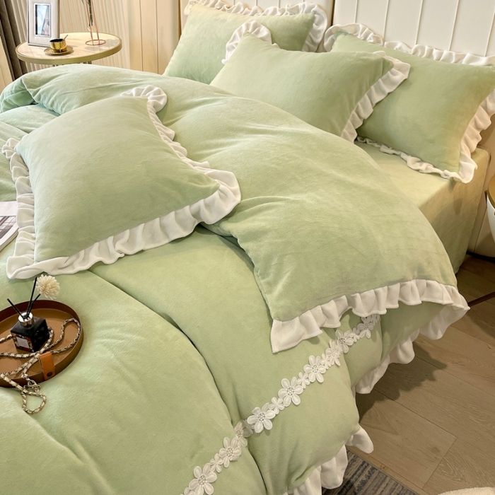 91家纺网 家纺一手货源 找家纺 2023新款韩版水溶花边牛奶绒四件套--安娜系列 安娜-清水绿