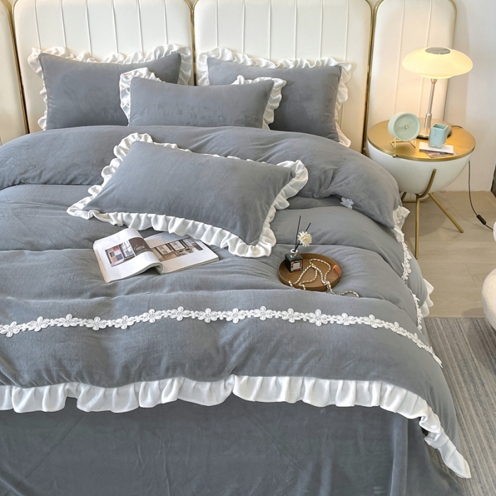 91家纺网 家纺一手货源 找家纺 2023新款韩版水溶花边牛奶绒四件套--安娜系列 安娜-星空灰