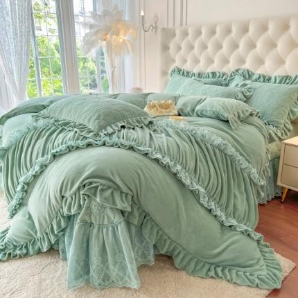 91家纺网 家纺一手货源 找家纺 （总）乐朵家居 2025秋冬 爱莎牛奶绒+朗思汀自发热夹棉床盖四件套