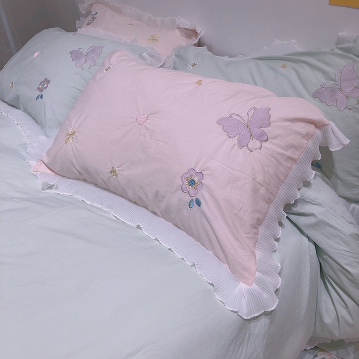 91家纺网 家纺一手货源 找家纺 2023新款A类母婴级全棉水洗棉绣花四件套--蝴蝶夫人系列实拍图 蝴蝶夫人-绿