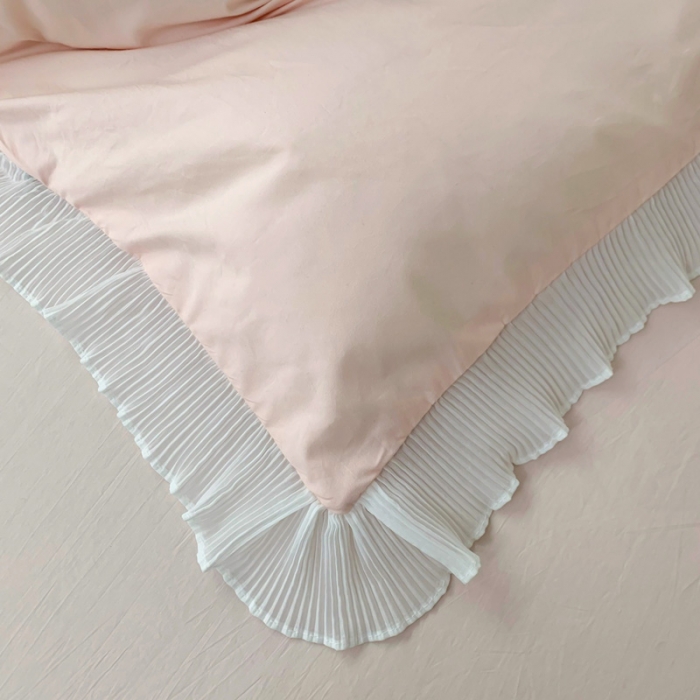 91家纺网 家纺一手货源 找家纺 （总）2023新款A类母婴级全棉水洗棉绣花四件套--蝴蝶夫人系列棚拍图