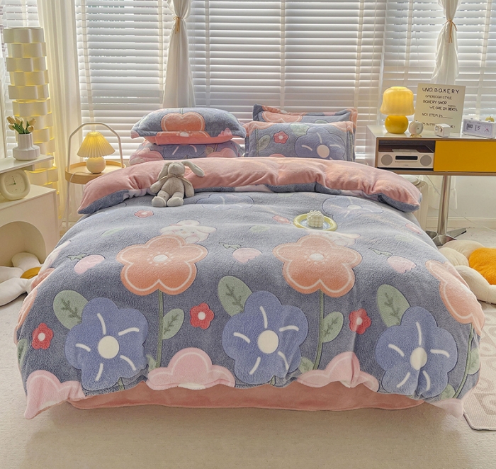 91家纺网 家纺一手货源 找家纺 宜家坊 2023新款高克重立体雪花绒四件套 系列一 太阳花