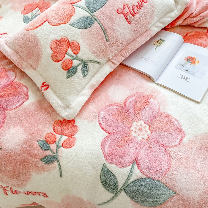 91家纺网 家纺一手货源 找家纺 宜家坊 2023新款高克重立体雪花绒四件套 系列二 爱蔓