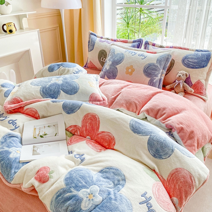 91家纺网 家纺一手货源 找家纺 宜家坊 2023新款高克重立体雪花绒四件套 系列二 缤纷花园