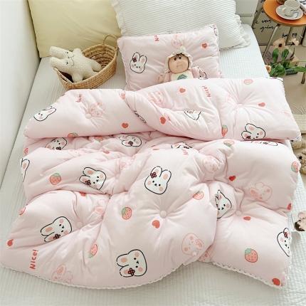 91家纺网 家纺一手货源 找家纺 心卓婴童馆 2025新款针织棉印花被子系列-儿童款 爱心小兔