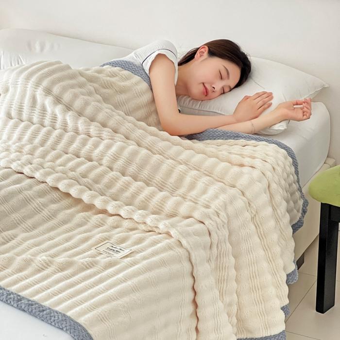 91家纺网 家纺一手货源 找家纺 法澳 2024新款A类仿兔毛绒300克牛奶绒多功能盖毯空调毯毛毯