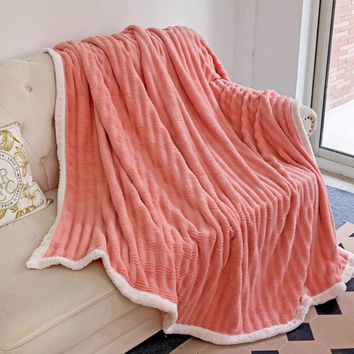 91家纺网 家纺一手货源 找家纺 法澳 2024新款A类仿兔毛绒300克牛奶绒多功能盖毯空调毯毛毯