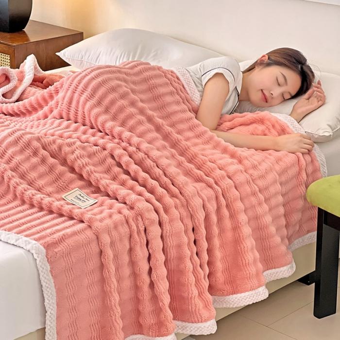 91家纺网 家纺一手货源 找家纺 法澳 2024新款A类仿兔毛绒300克牛奶绒多功能盖毯空调毯毛毯