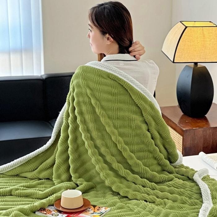 91家纺网 家纺一手货源 找家纺 法澳 2024新款A类仿兔毛绒300克牛奶绒多功能盖毯空调毯毛毯