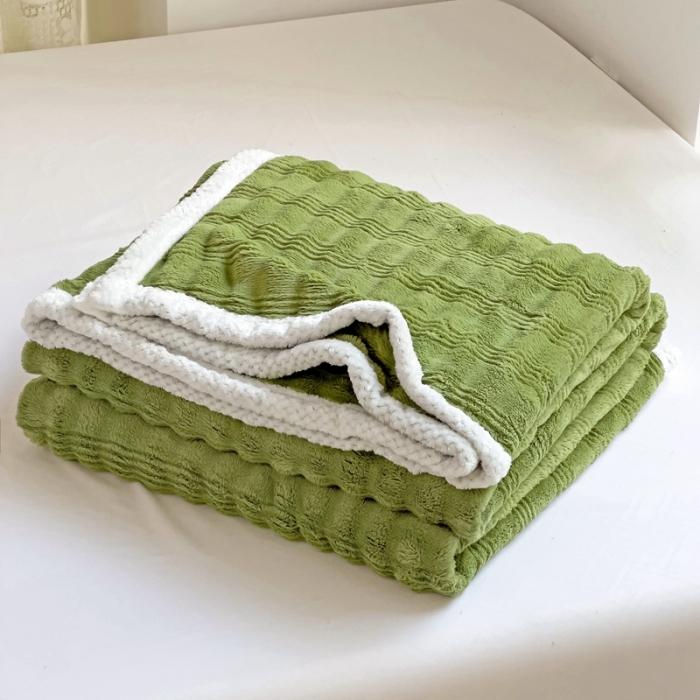 91家纺网 家纺一手货源 找家纺 法澳 2024新款A类仿兔毛绒300克牛奶绒多功能盖毯空调毯毛毯