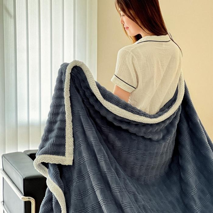 91家纺网 家纺一手货源 找家纺 法澳 2024新款A类仿兔毛绒300克牛奶绒多功能盖毯空调毯毛毯