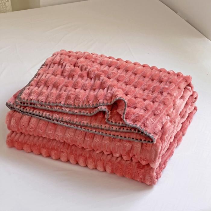 91家纺网 家纺一手货源 找家纺 法澳 2024新款A类仿兔毛绒300克牛奶绒多功能盖毯空调毯毛毯