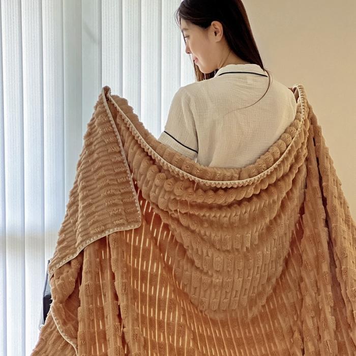 91家纺网 家纺一手货源 找家纺 法澳 2024新款A类仿兔毛绒300克牛奶绒多功能盖毯空调毯毛毯