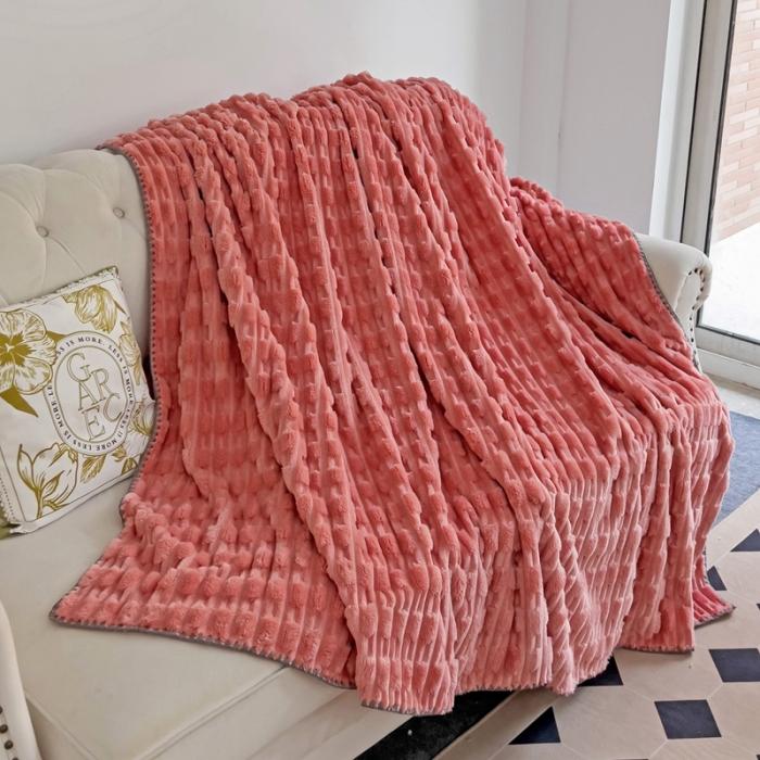 91家纺网 家纺一手货源 找家纺 法澳 2024新款A类仿兔毛绒300克牛奶绒多功能盖毯空调毯毛毯