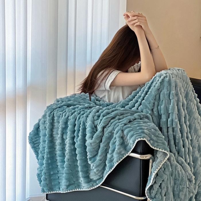 91家纺网 家纺一手货源 找家纺 法澳 2024新款A类仿兔毛绒300克牛奶绒多功能盖毯空调毯毛毯