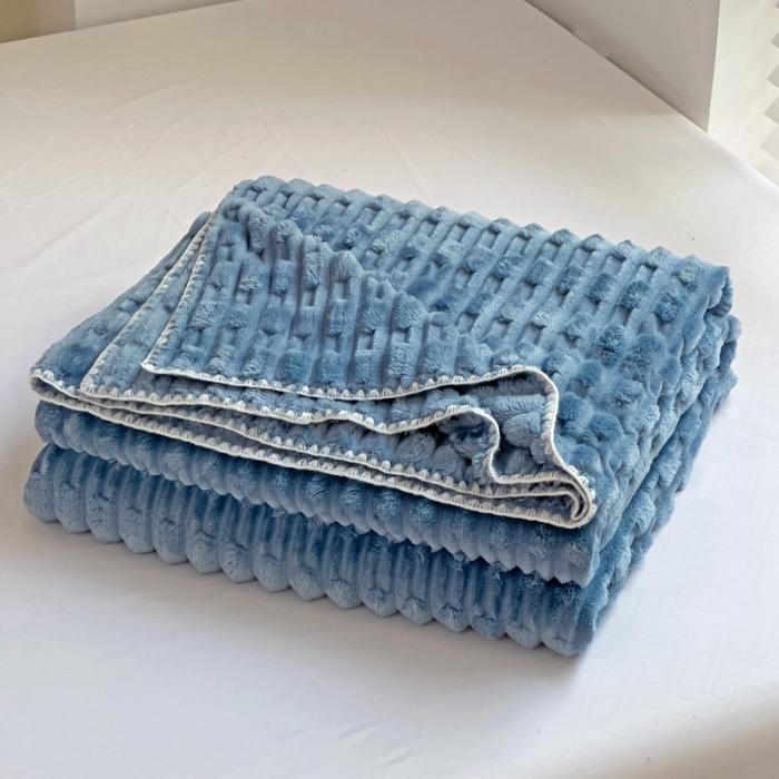 91家纺网 家纺一手货源 找家纺 法澳 2024新款A类仿兔毛绒300克牛奶绒多功能盖毯空调毯毛毯