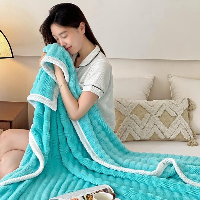 91家纺网 家纺一手货源 找家纺 法澳 2024新款A类仿兔毛绒300克牛奶绒多功能盖毯空调毯毛毯