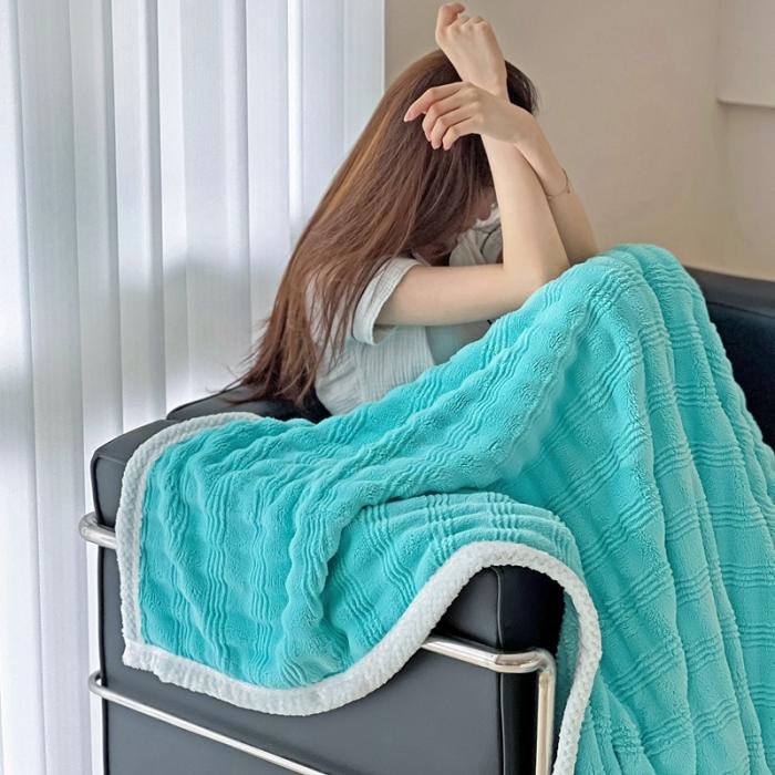 91家纺网 家纺一手货源 找家纺 法澳 2024新款A类仿兔毛绒300克牛奶绒多功能盖毯空调毯毛毯