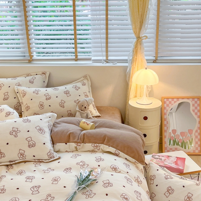 91家纺网 家纺一手货源 找家纺 康纳利 2023新款印花牛奶绒单被套 爱心熊