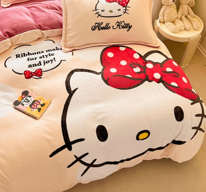 91家纺网 家纺一手货源 找家纺 金爱家 2023新款kt猫大阪加厚牛奶绒系列四件套 蝴蝶kt