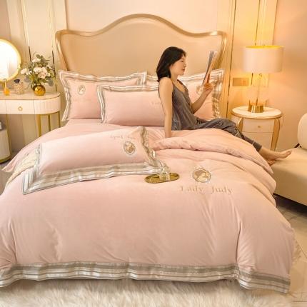 蓝米卡夫 2024新款婴儿绒刺绣四件套 赫本-婴儿粉