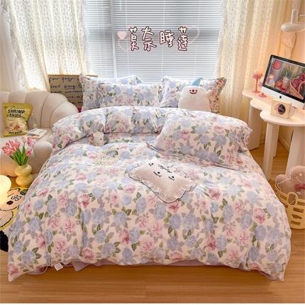 91家纺网 家纺一手货源 找家纺 （总）顾里 2023新款ins少女保暖牛奶绒奶油治 愈系四件套第 一批