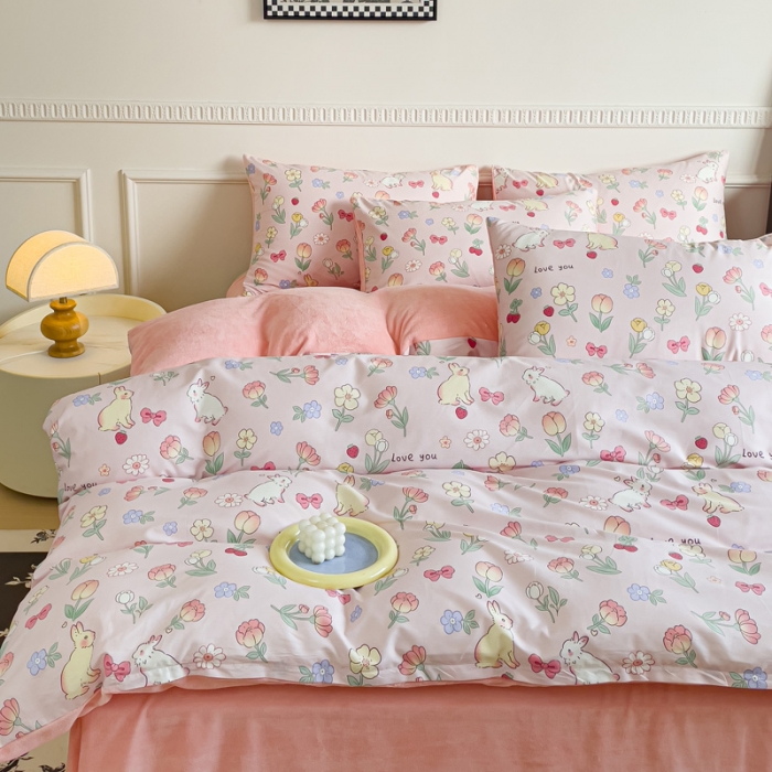 91家纺网 家纺一手货源 找家纺 金鑫汇 新款A版面料+B版高克重牛奶绒四件套棉加绒-荷枝桃桃