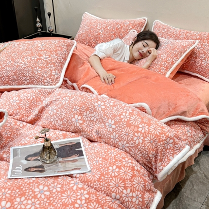 91家纺网 家纺一手货源 找家纺 总苏米娜2023新款加厚8.5斤雕花牛奶绒包边四件套宝宝兔兔毛绒床裙款