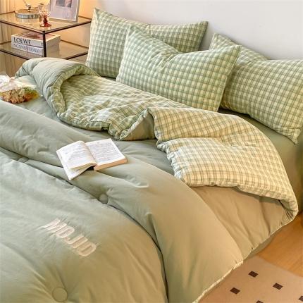 91家纺网 家纺一手货源 找家纺 卡巴伦 2023新款A类全棉水洗棉大豆刺绣冬被 抹茶绿