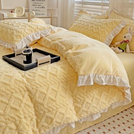 91家纺网 家纺一手货源 找家纺 （总）艾咪 新款高克重加厚塔芙绒牛奶绒四件套三件套-花边款