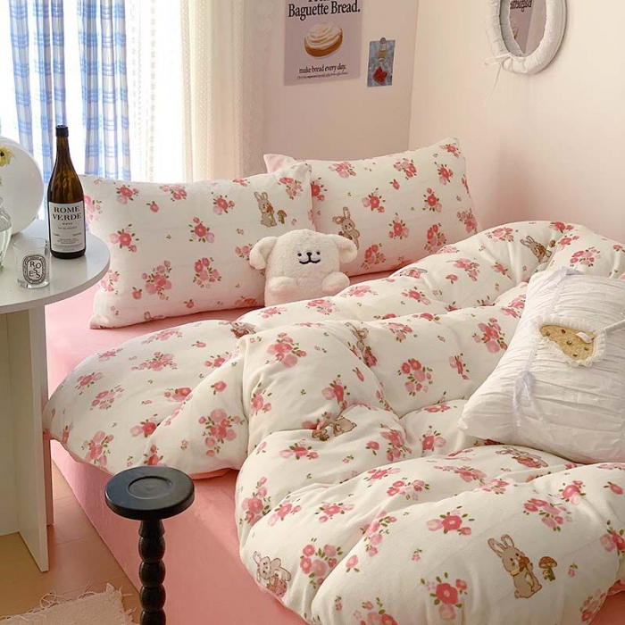 91家纺网 家纺一手货源 找家纺 美乐迪家纺 2023秋冬新款保暖牛奶绒四件套 花园小兔