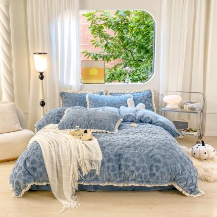 91家纺网 家纺一手货源 找家纺 大米家居 2023新款高克重爱心兔兔绒双层花边多巴胺系列四件套 多巴胺-蓝