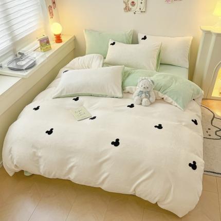 91家纺网 家纺一手货源 找家纺 (总) 卡巴伦 2023新款迪士尼牛奶绒毛巾绣款四件套