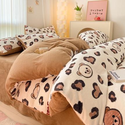 91家纺网 家纺一手货源 找家纺 (总) 卡巴伦 2023新款牛奶绒印花卡通萌趣风四件套