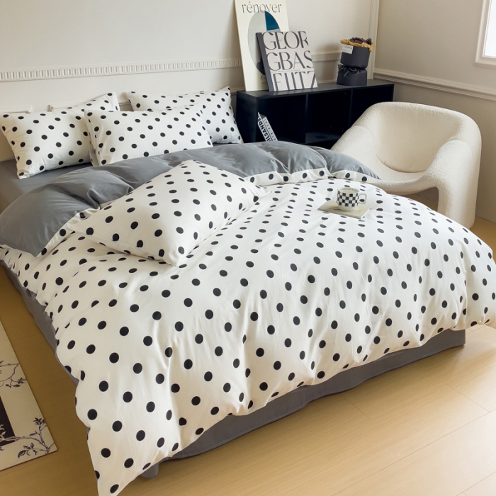 91家纺网 家纺一手货源 找家纺 畅畅家纺 2023新款13372全棉小清新简约系列四件套 黑点