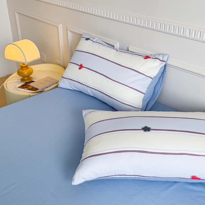 91家纺网 家纺一手货源 找家纺 畅畅家纺 2023新款13372全棉小清新简约系列四件套 童话镇