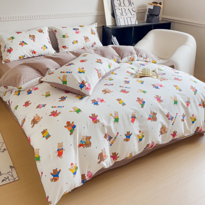 91家纺网 家纺一手货源 找家纺 畅畅家纺 2023新款13372全棉小清新简约系列四件套 小熊可可