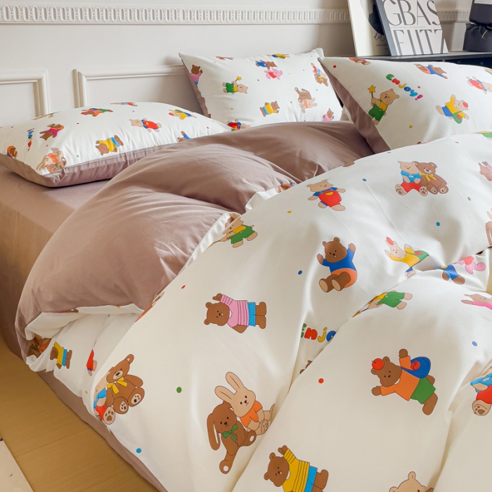 91家纺网 家纺一手货源 找家纺 畅畅家纺 2023新款13372全棉小清新简约系列四件套 小熊可可