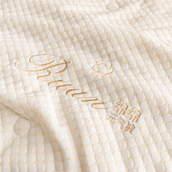 91家纺网 家纺一手货源 找家纺 换种生活 新款A类空气层大豆冬被系列 香槟色