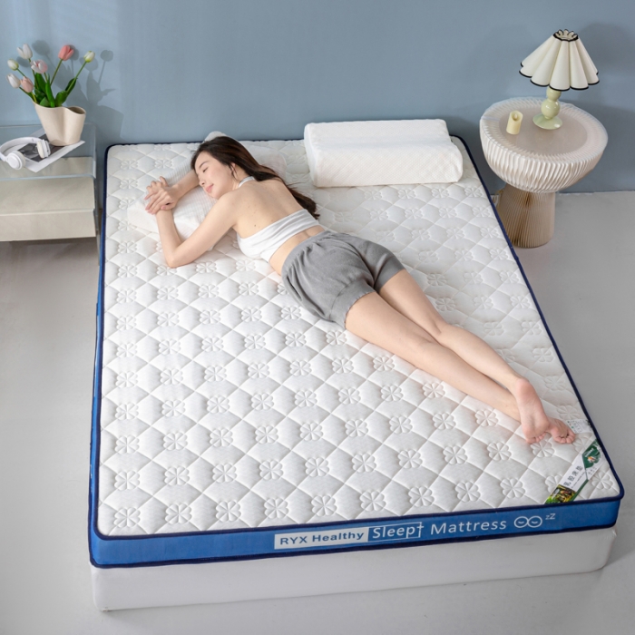 91家纺网 家纺一手货源 找家纺 缔莱  2023新款A类针织乳胶抗压记忆棉乳胶床垫-字母边款 花瓣白（蓝）